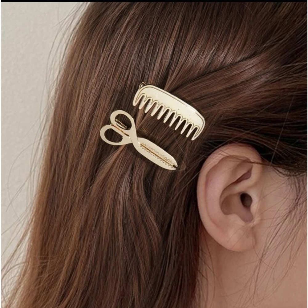 ✂️ cute set of 2 hair dresser hair clips! gold comb and scissors hair clips new